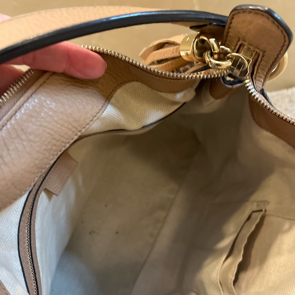 Gucci Tan Leather Shoulder Bag - Picture 4 of 9